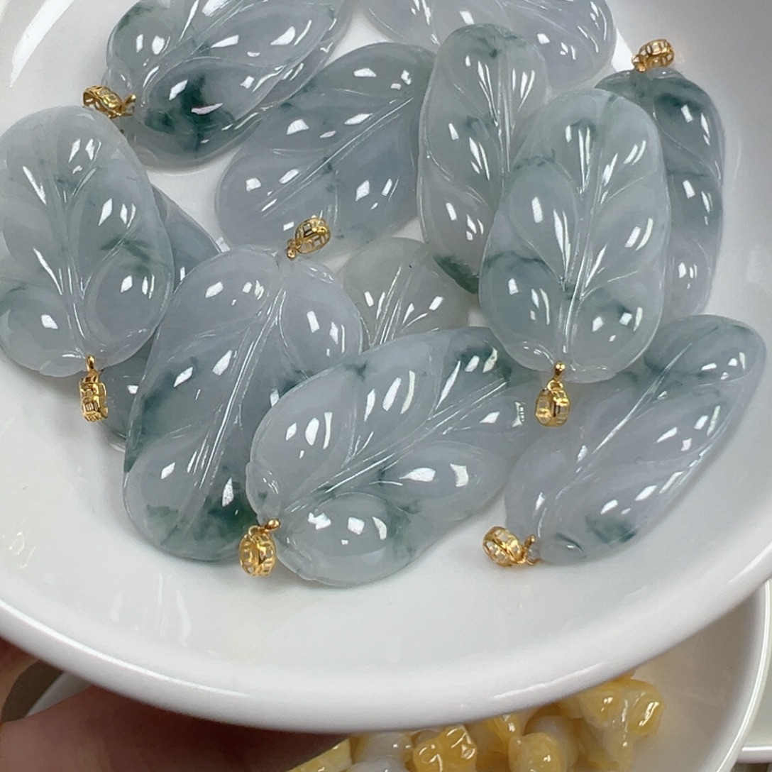 翡翠散珠飘花叶子一个