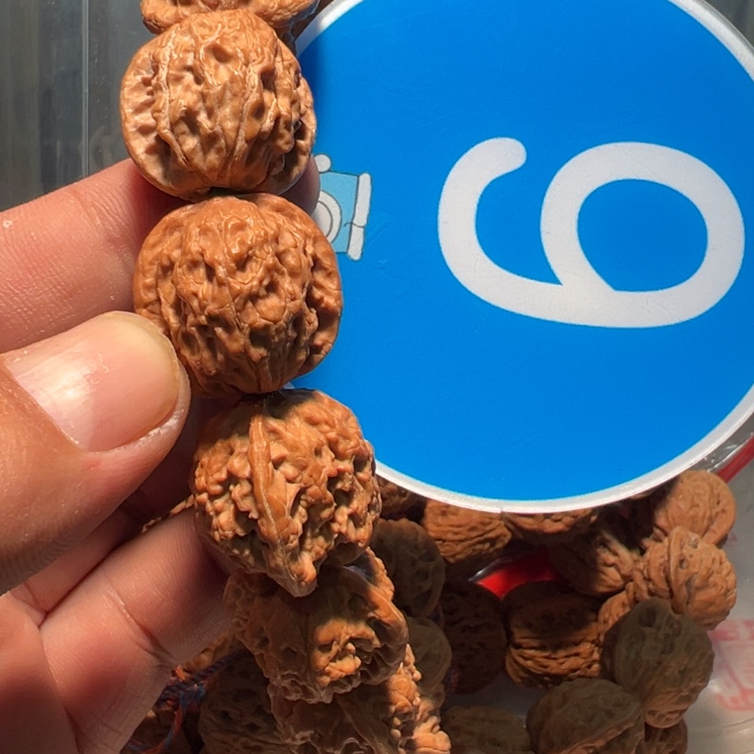 y***y文玩核桃，蓝色06号