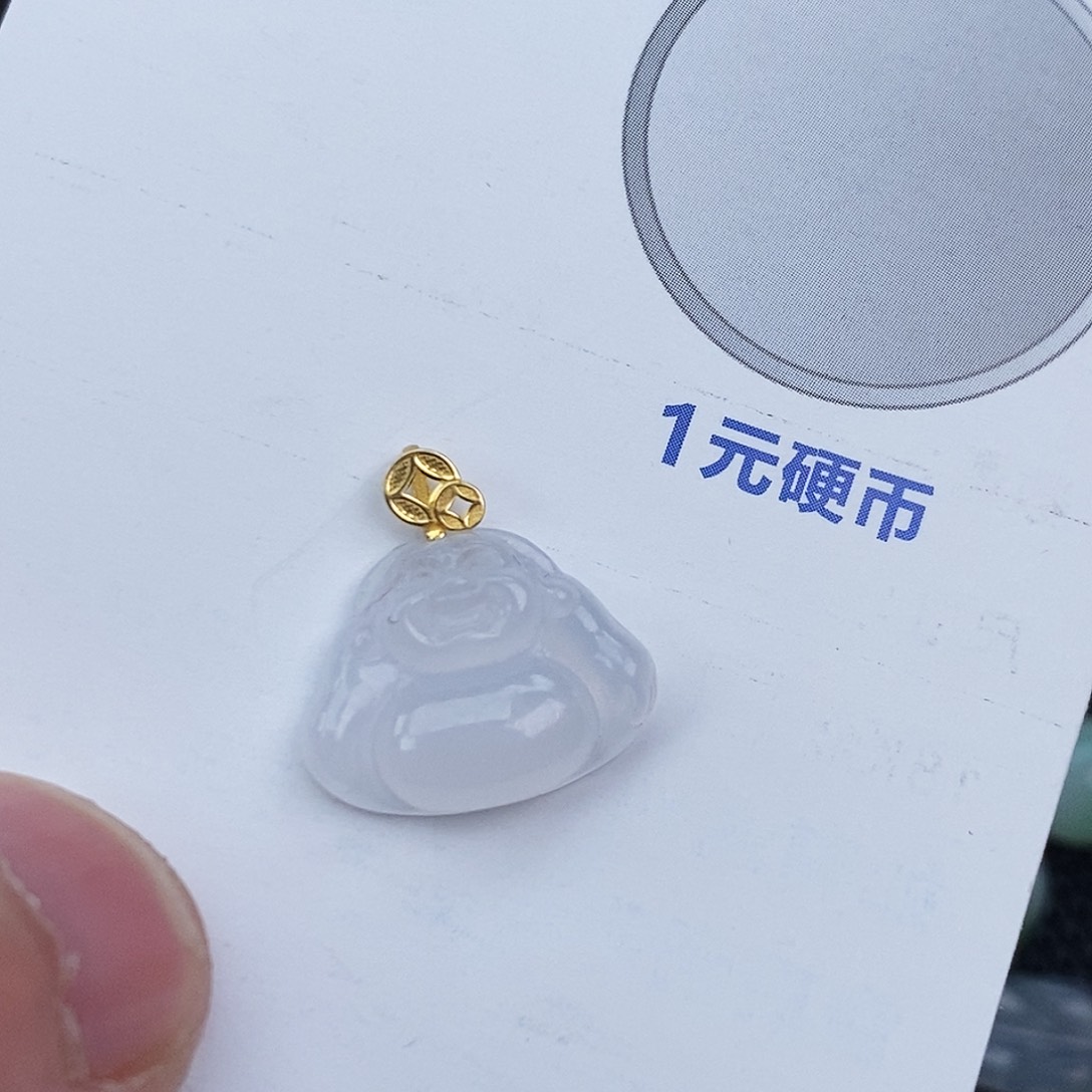 翡翠颈饰18K金镶嵌佛公