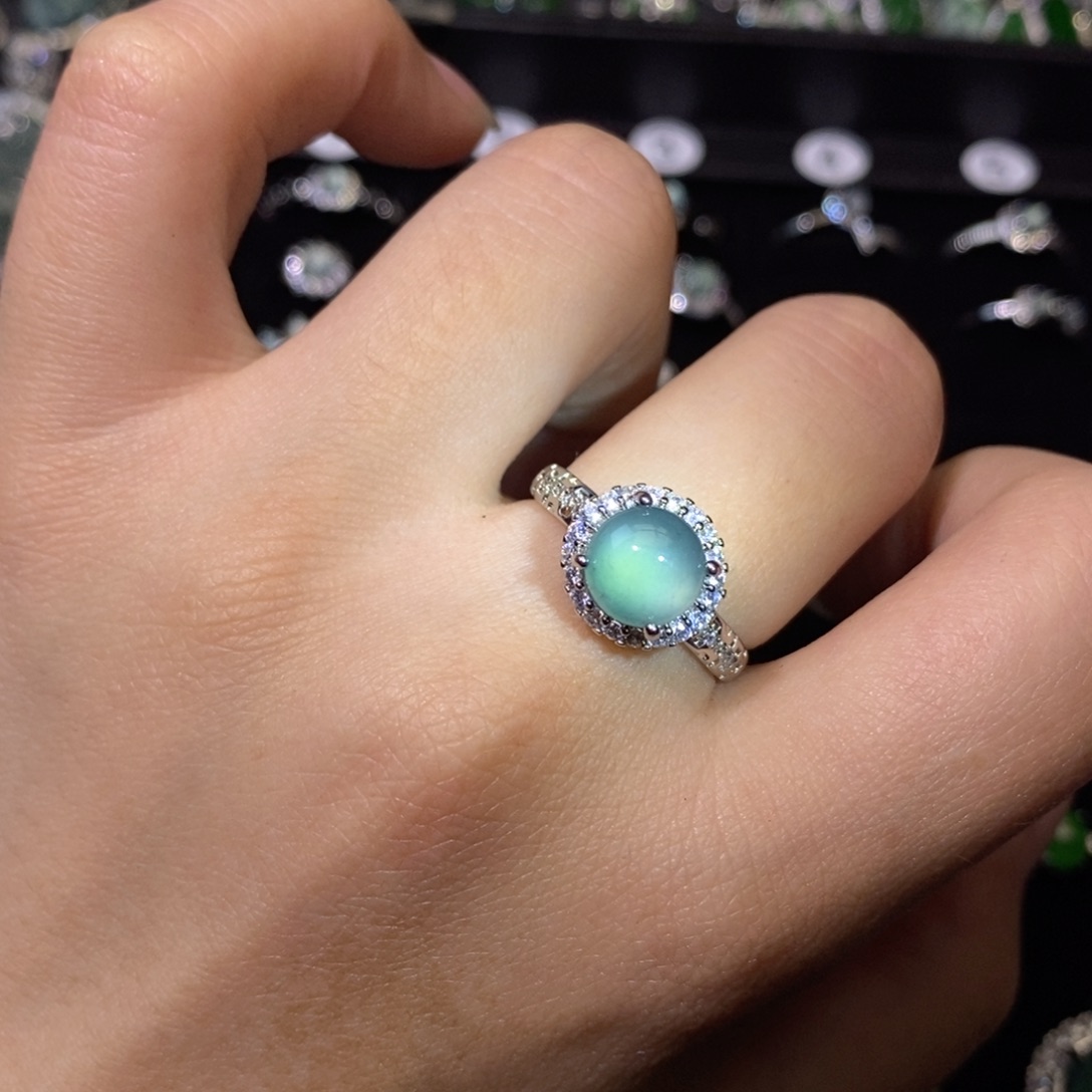 翡翠未镶嵌颈饰天然