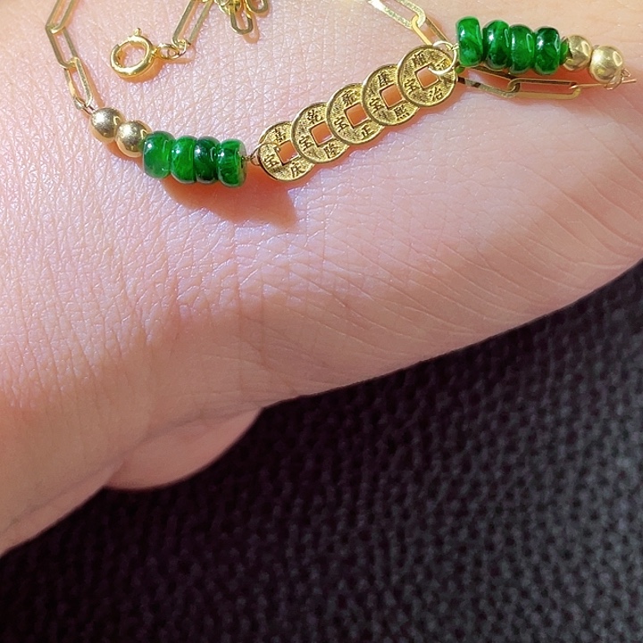 翡翠18K金镶嵌颈饰翡翠