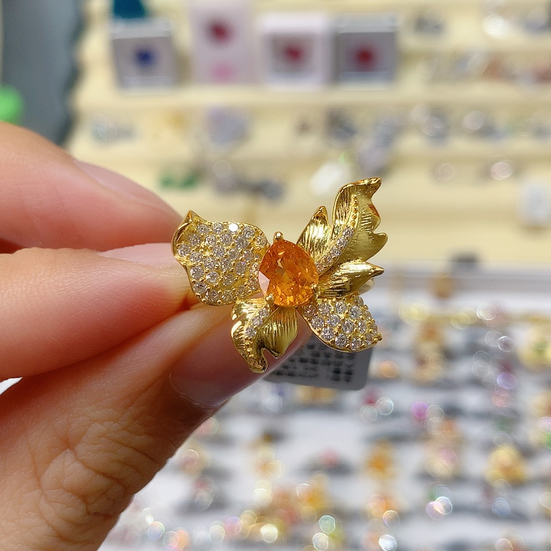 银S925镶嵌戒指戒指石榴石（芬达石）