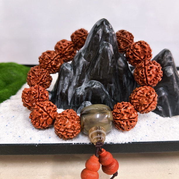 F009-金刚菩提单圈（无礼盒）金刚有裂痕介意者勿拍！