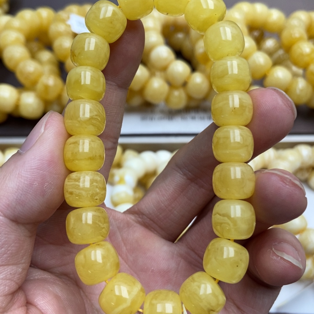 琥珀未镶嵌珠宝奇石8