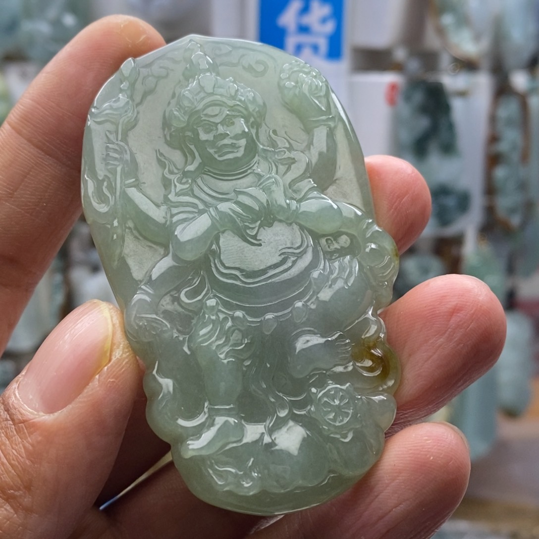 翡翠颈饰未镶嵌不动