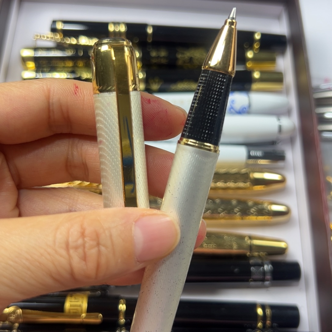 便携式古典文全铜珍珠白色刻花拉丝宝珠笔重50克