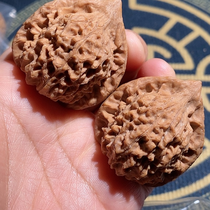 【闪购商品】文玩核桃吊坠朱雀