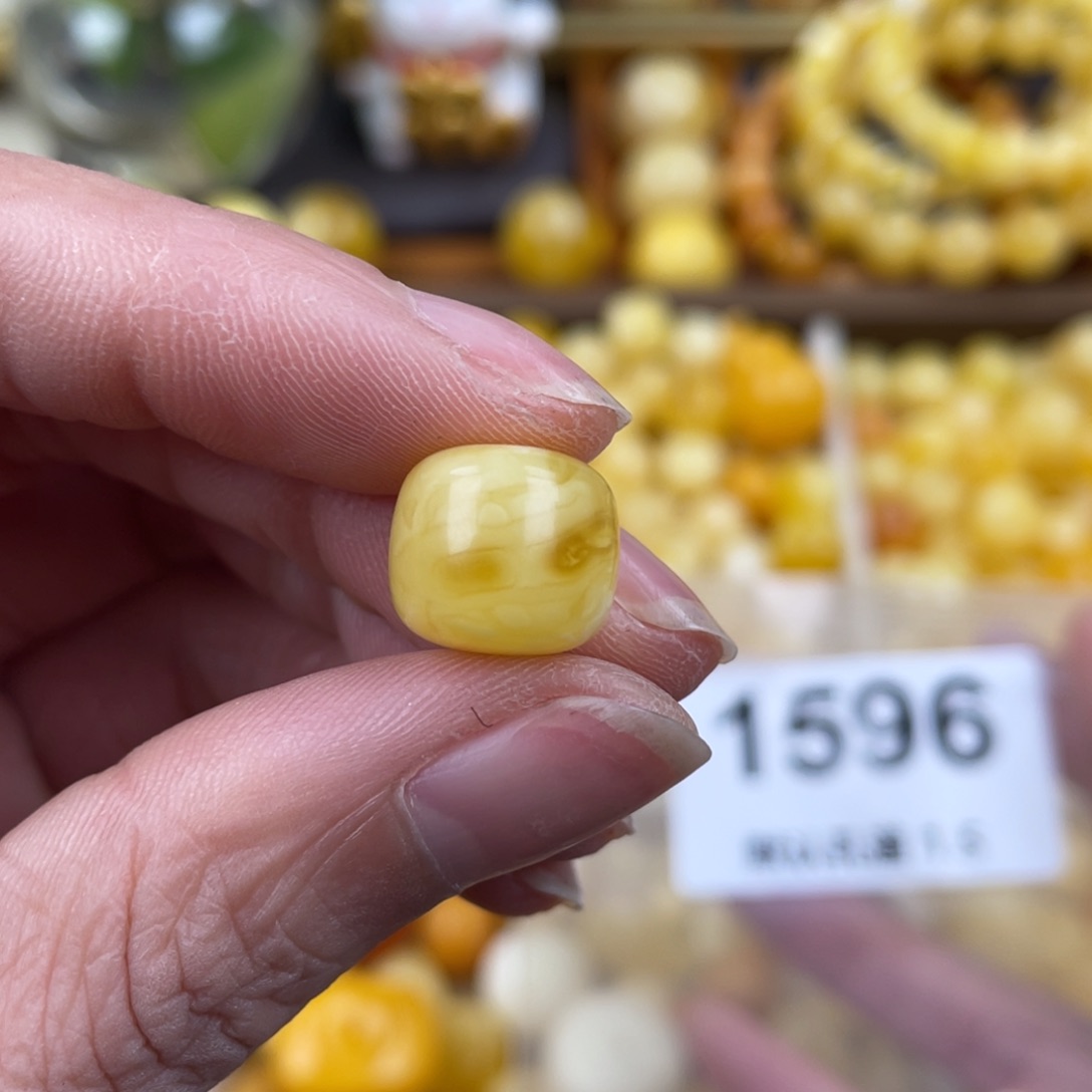 未镶嵌蜜蜡珠宝奇石悲**渡12.2