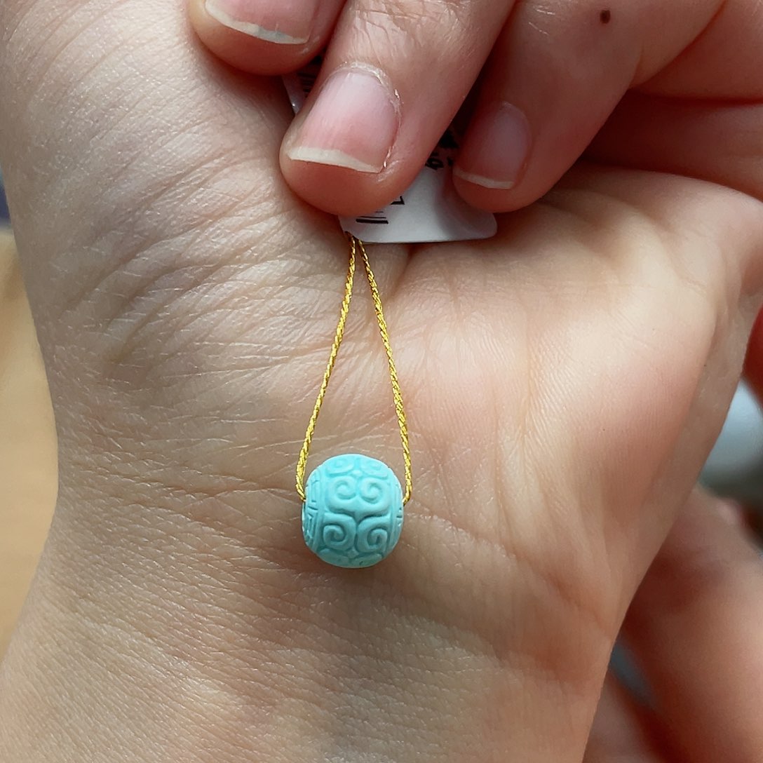 绿松石颈饰未镶嵌