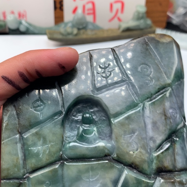 翡翠未镶嵌颈饰保真天然a货翡翠