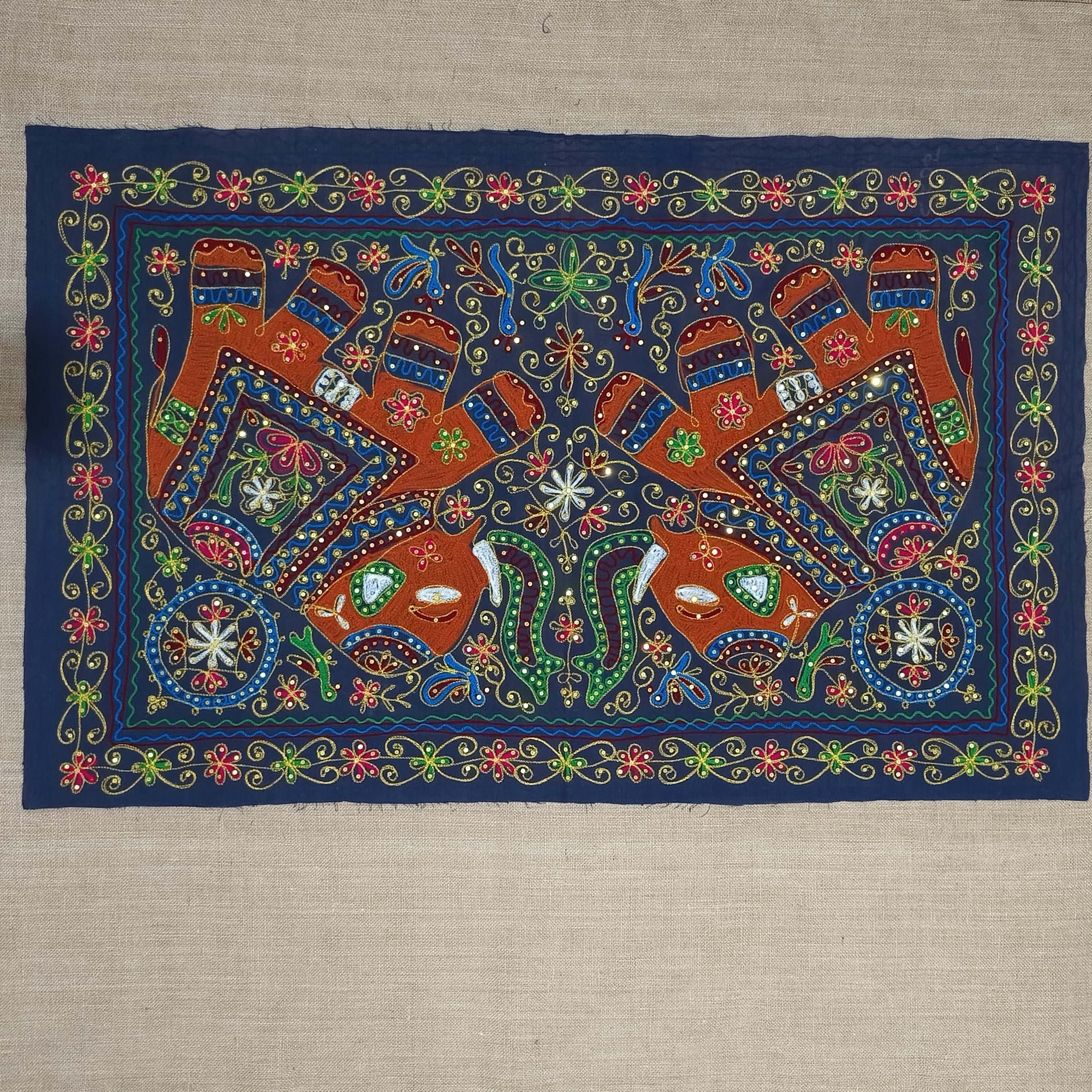 手工刺绣布艺大象图案南亚风深蓝色家居饰品挂画桌布80×128厘米