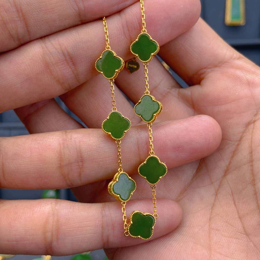 手链18K金镶嵌和田玉（碧玉）四叶草手链