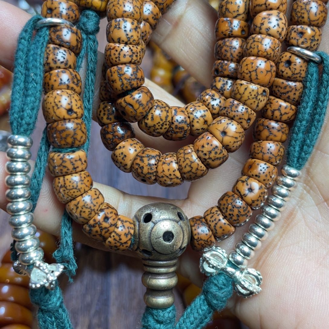 金刚菩提手串郎*举小黑