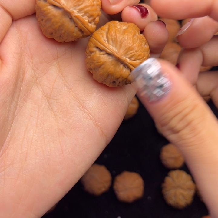 M***张文玩核桃吊坠核桃