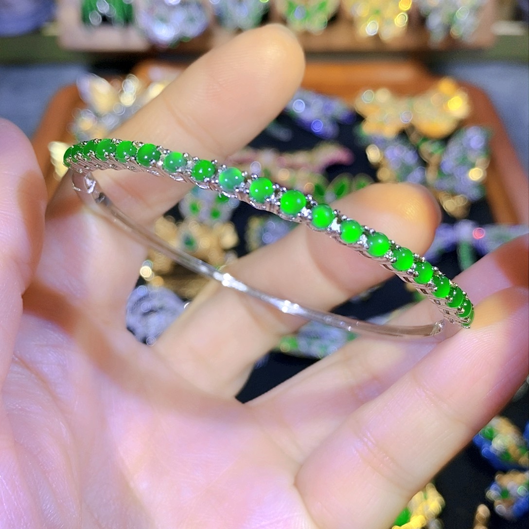 吊坠(不含链)银S925镶嵌翡翠