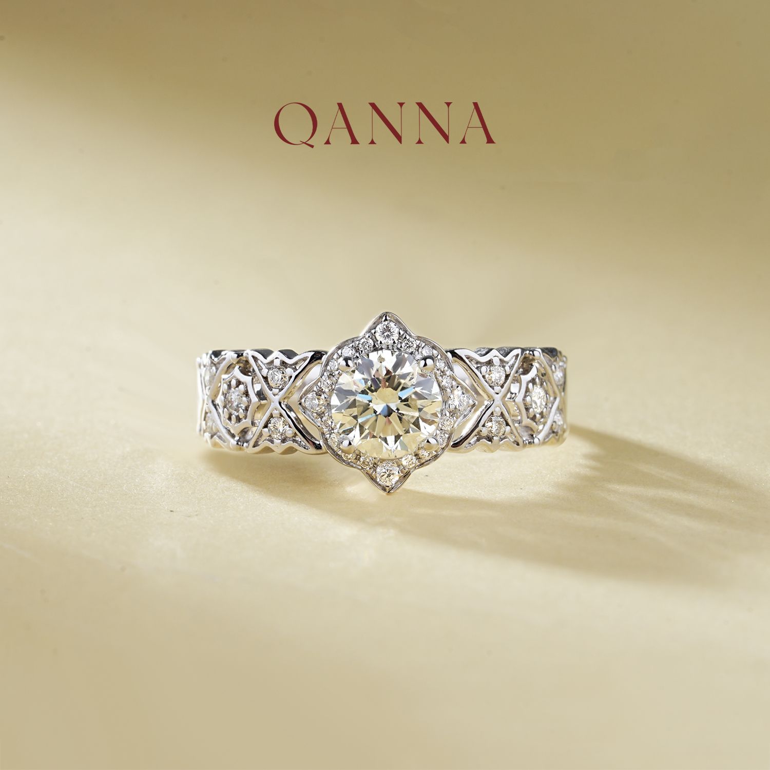 QANNA【南法假日】【1克拉主钻】18K金求婚钻戒婚戒布布钻石戒指AY