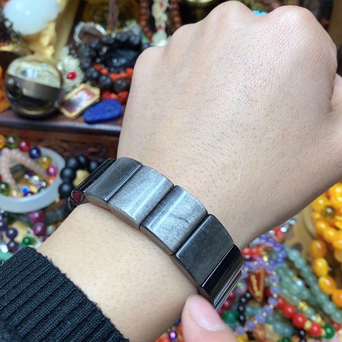 滴血莲花菩提吊坠