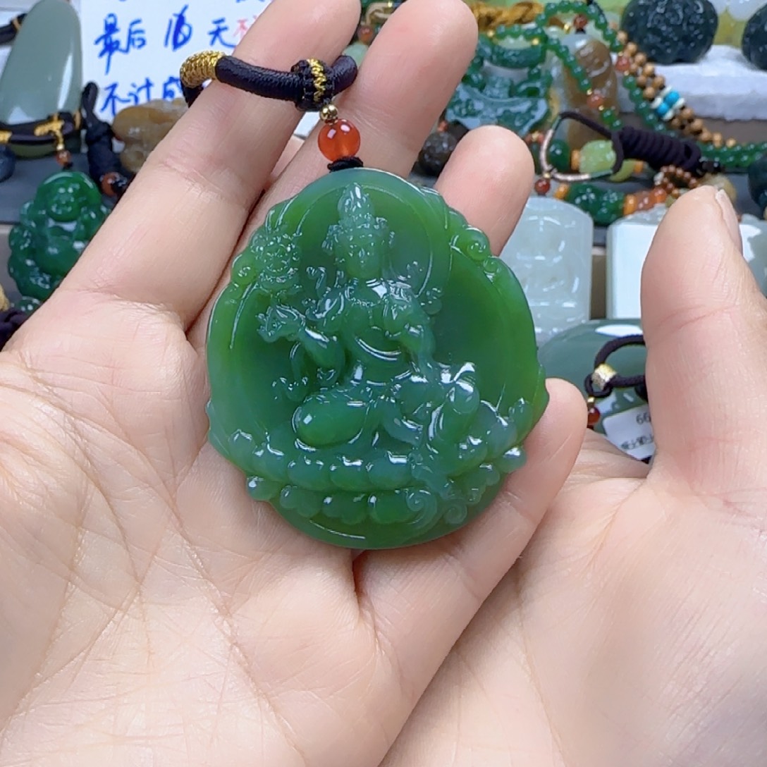 麦***菜和田玉未镶嵌颈饰