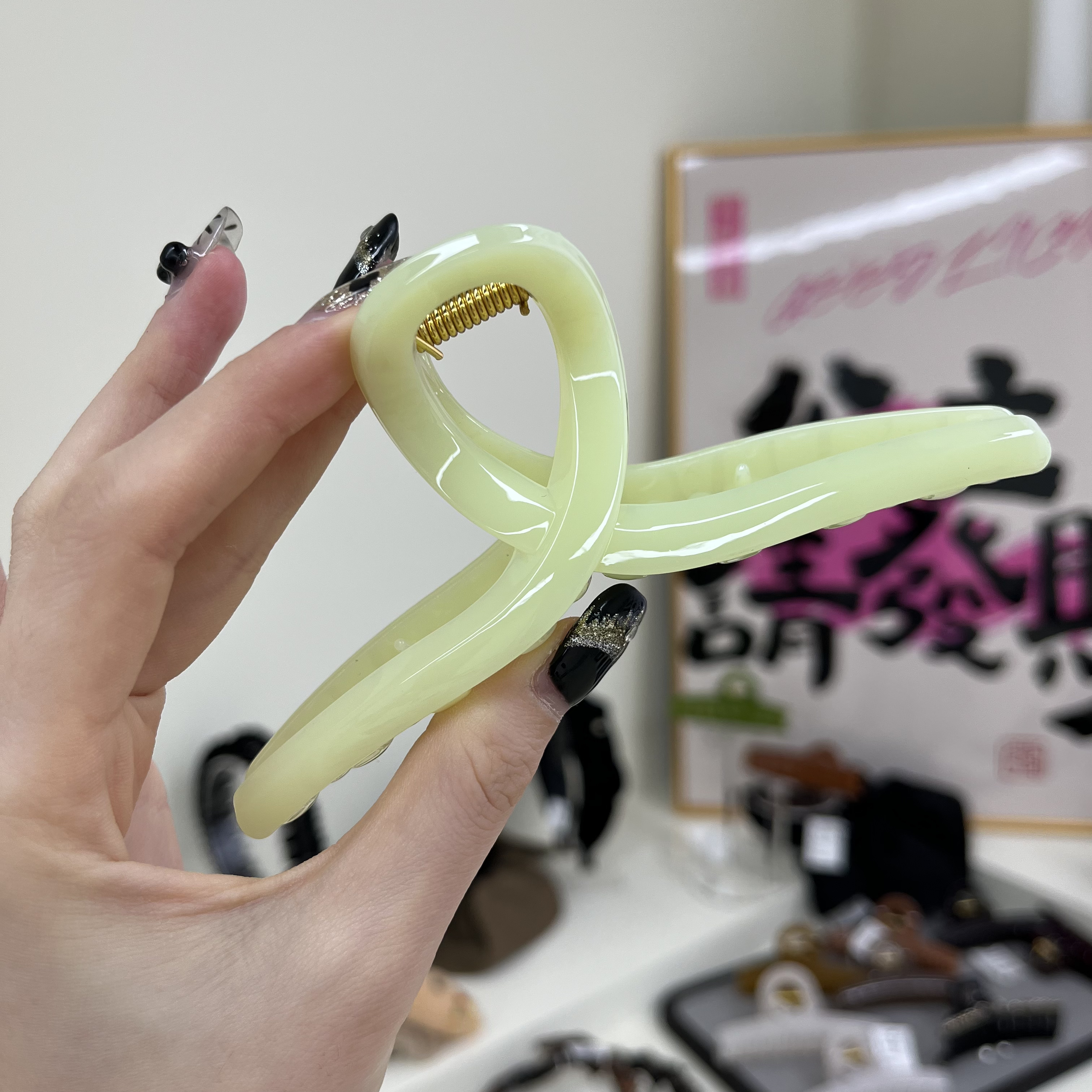 L071荧光绿13cm又字大抓夹时尚百搭简约气质盘发夹发卡头饰发饰
