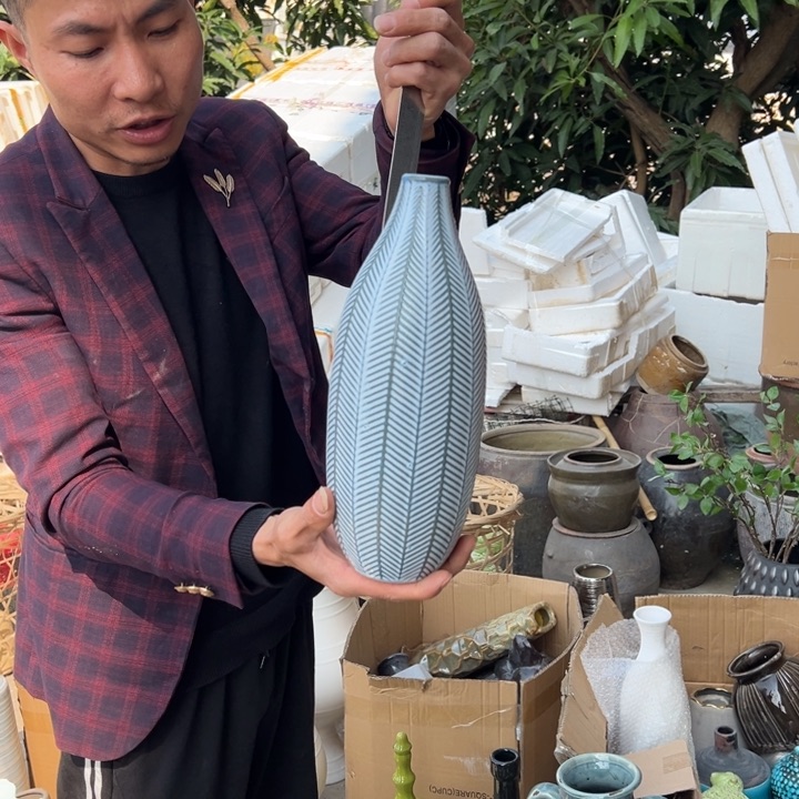 瓶高度30厘米口径2厘米微瑕捡漏针眼