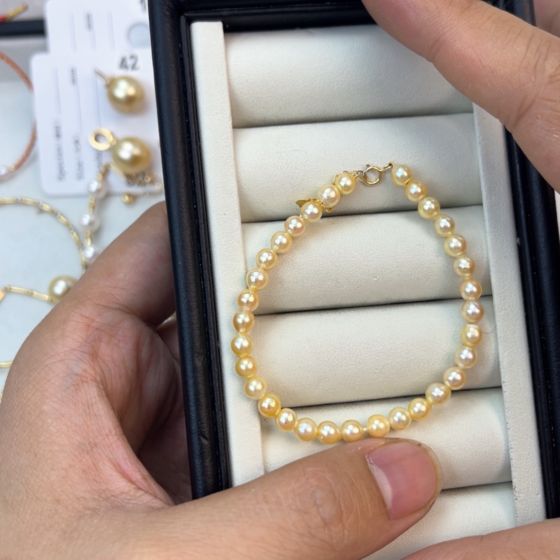 海水珍珠手绳18K金镶嵌