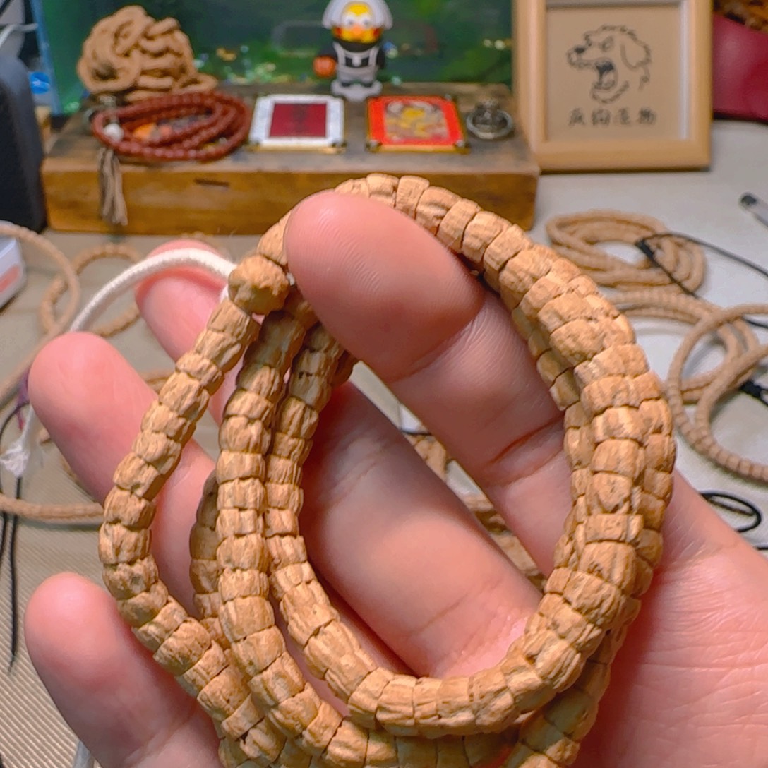 中***中吊坠柏香籽/百香籽