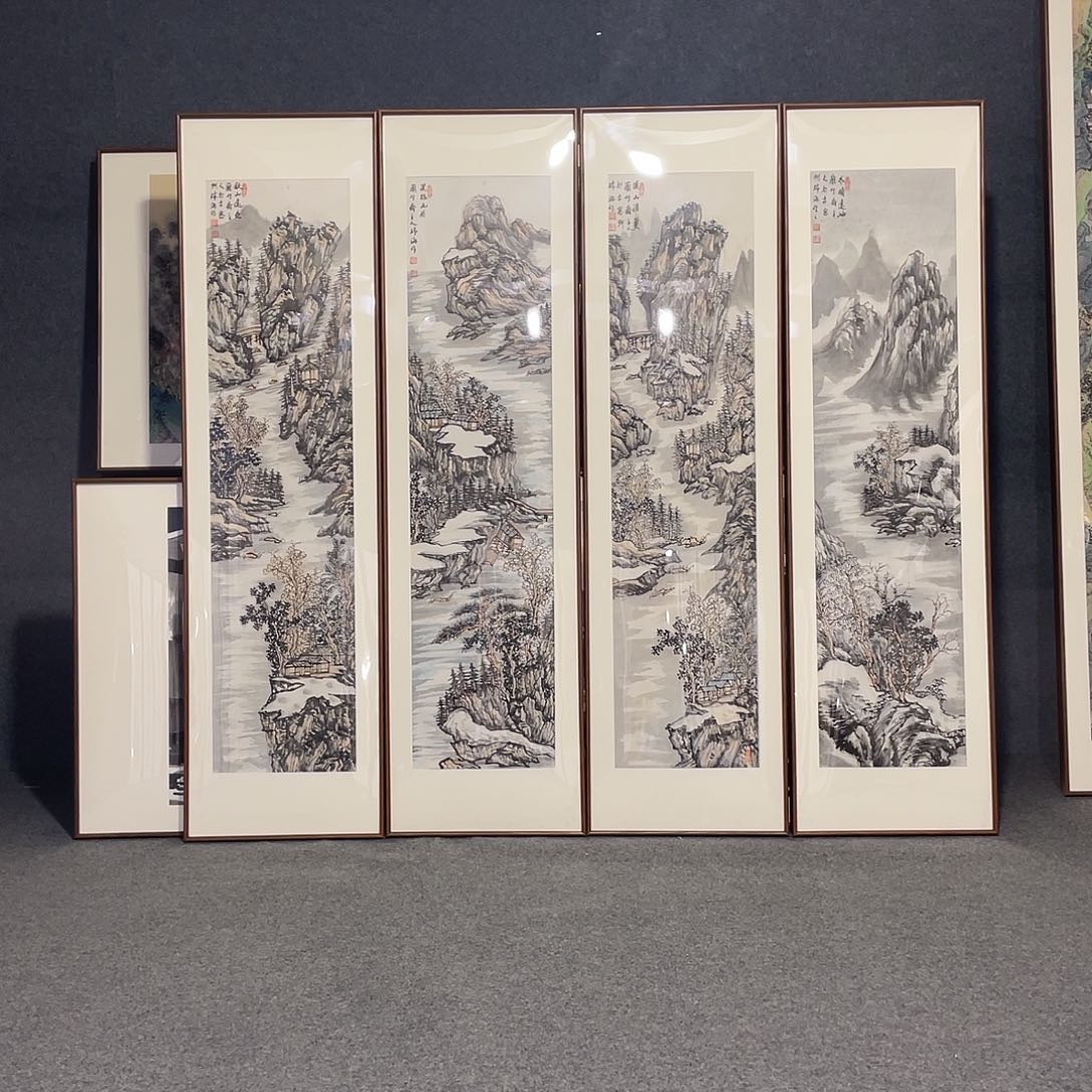 国画手绘画作品带框发