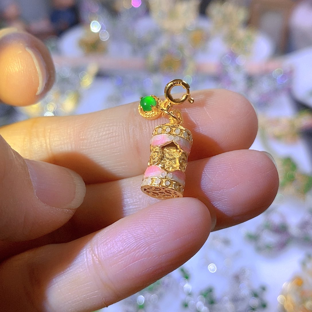 颈饰银S925镶嵌翡翠