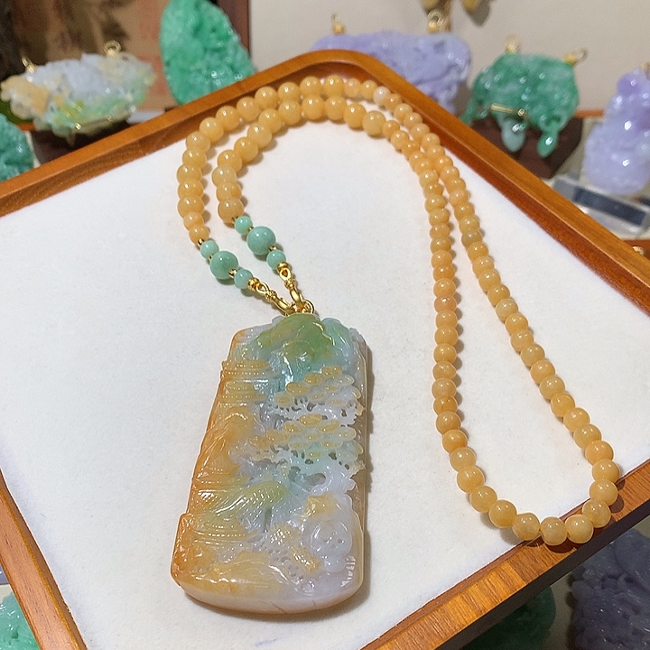 翡翠未镶嵌颈饰翡翠吊坠