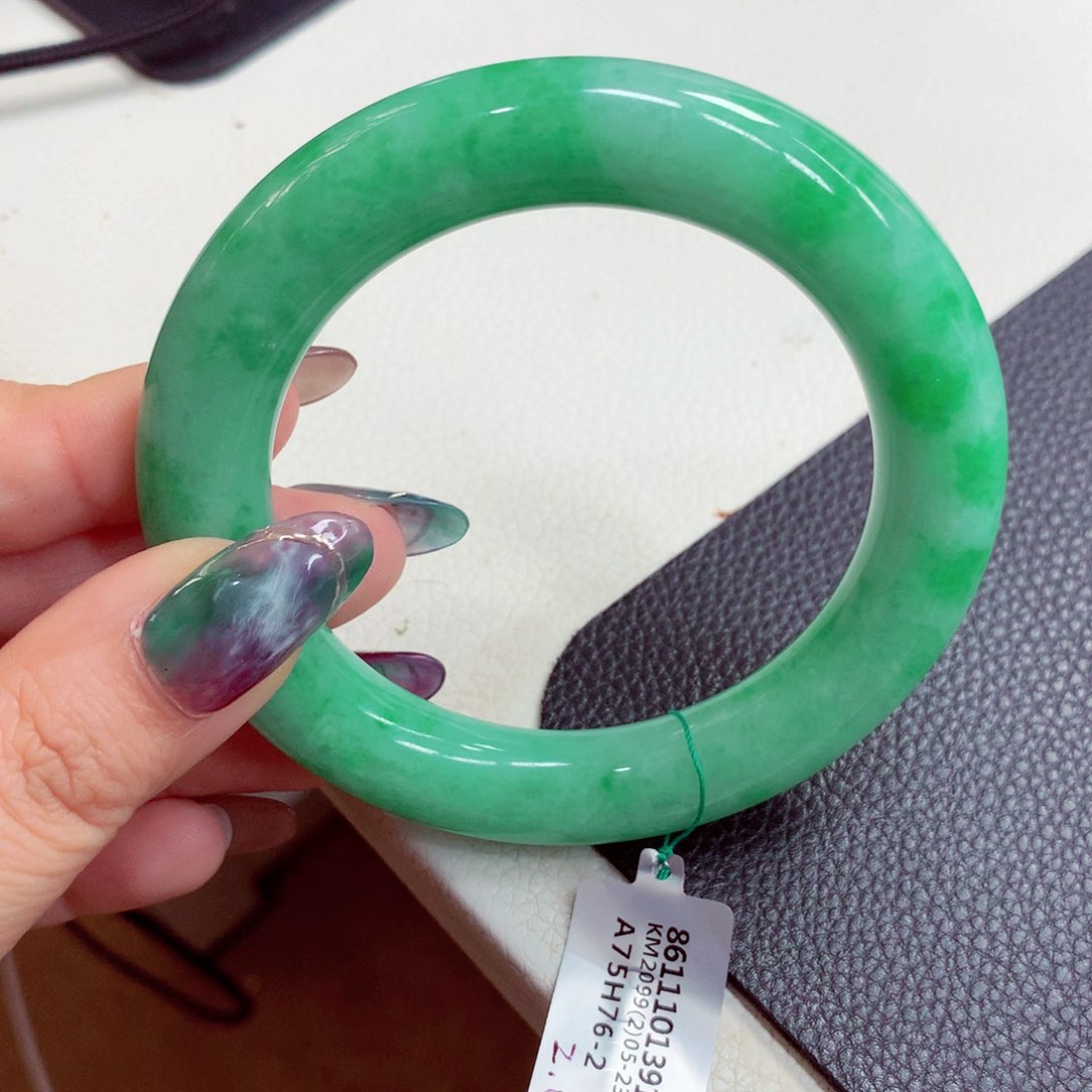 翡翠手镯未镶嵌S**a缅甸