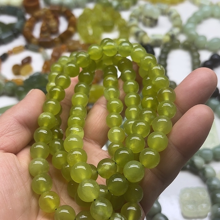 蛇纹石玉未镶嵌项链10