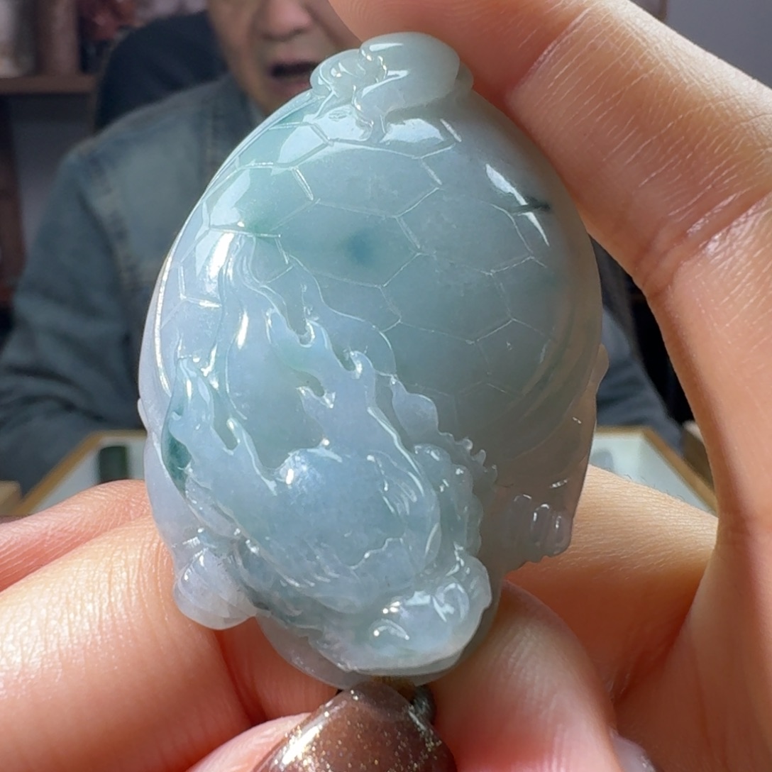 定制翡翠未镶嵌龙龟