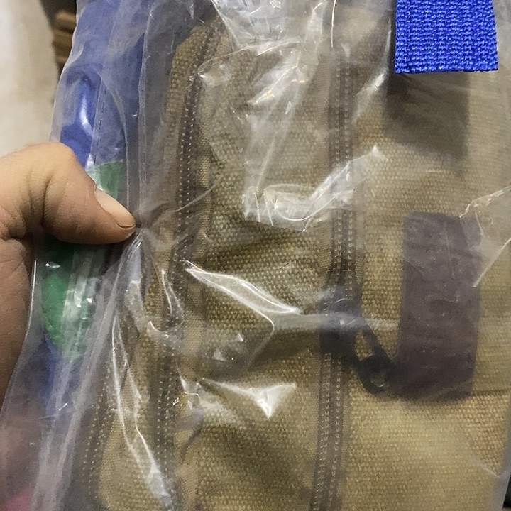 30号包一个，，，，，，，，