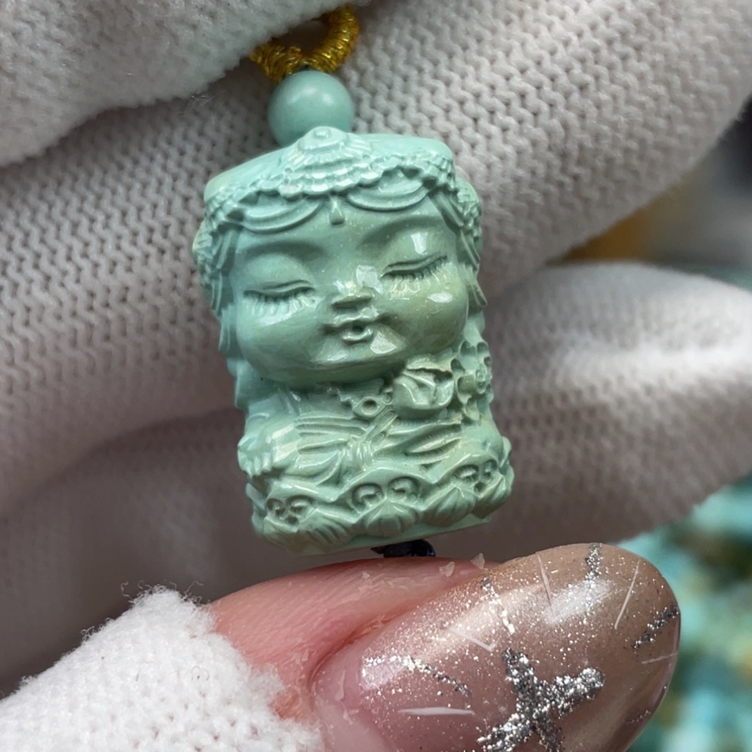 绿松石未镶嵌挂件