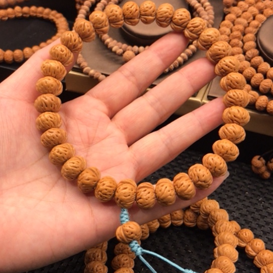 吊坠桃核H****?蟠桃135尺