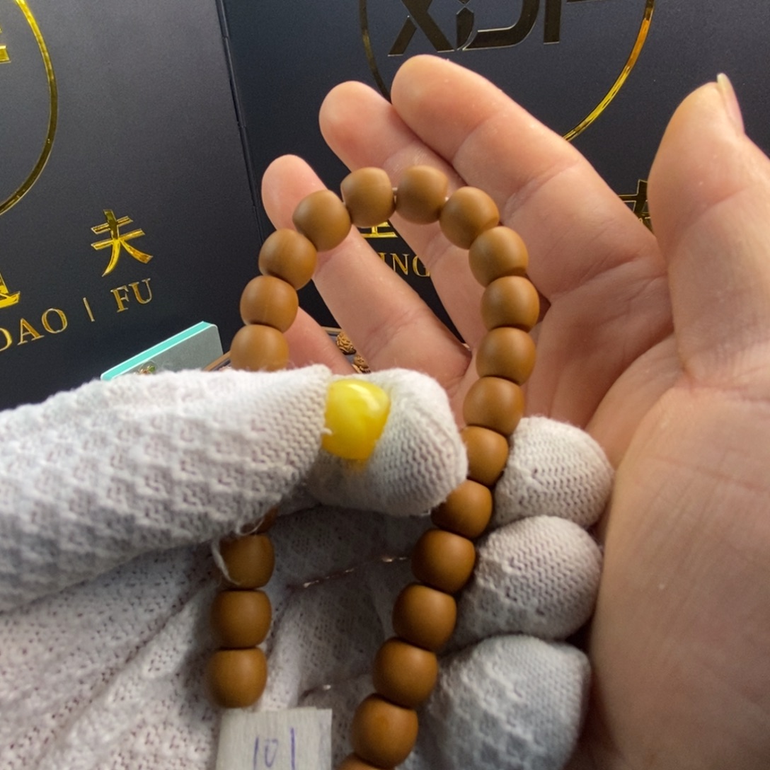 无***～猴头核桃手串直切➕蜜拉