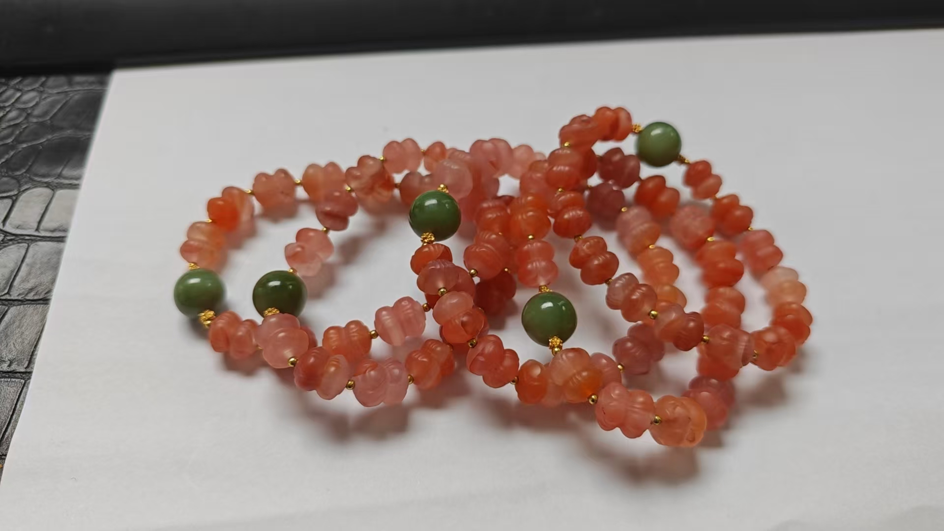 南红原创手串10mm左右以直播间颜色为准多样性发其一A-407