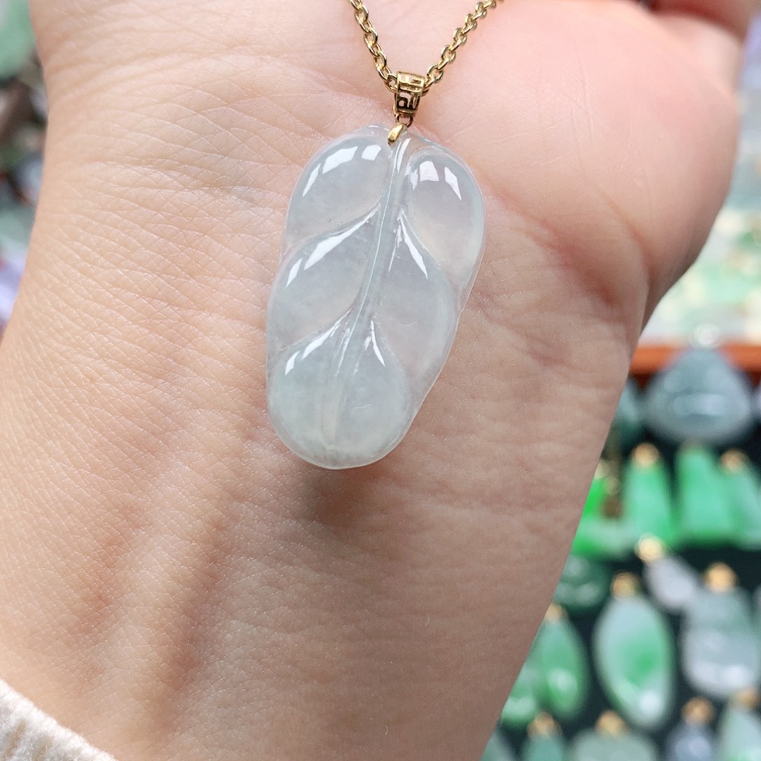 吊坠(不含链)18K金镶嵌翡翠