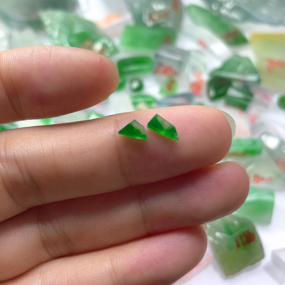 未镶嵌定制翡翠天然缅甸翡翠