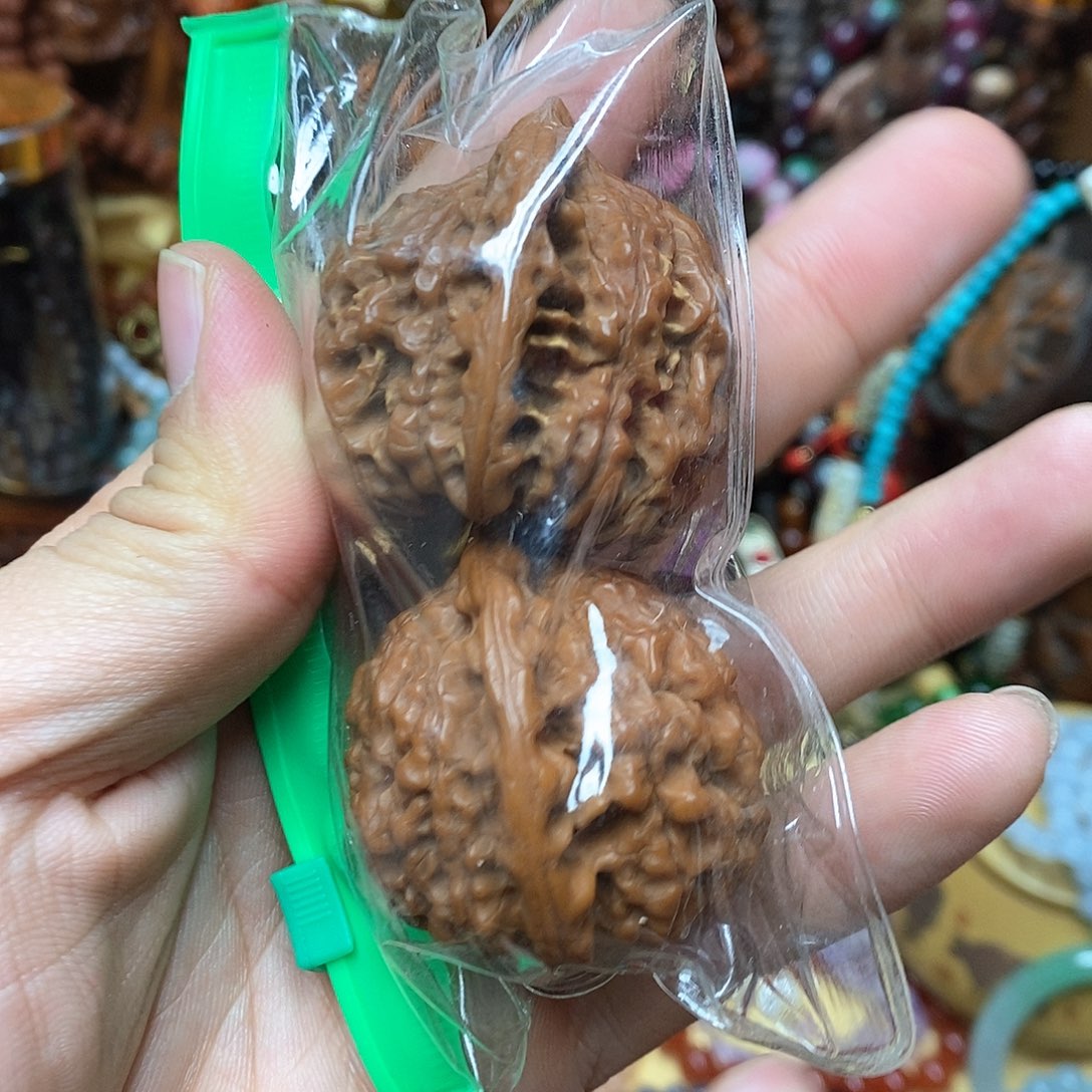 滴血莲花菩提吊坠