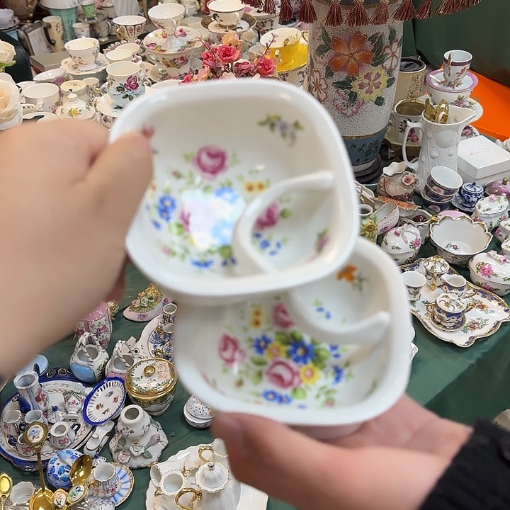 鹿与海陶瓷有限公司