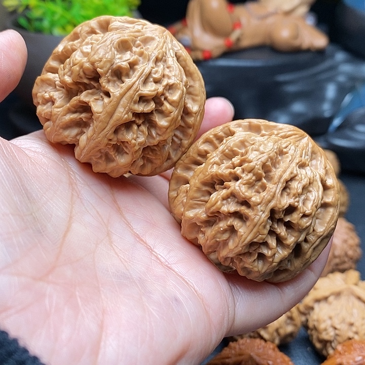 文玩核桃吊坠毕业粗筋47尺