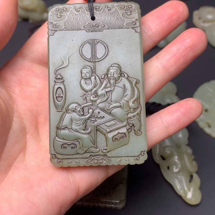 和田玉颈饰未镶嵌