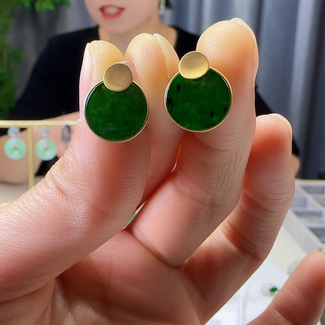 翡翠耳饰18K金镶嵌天然缅甸