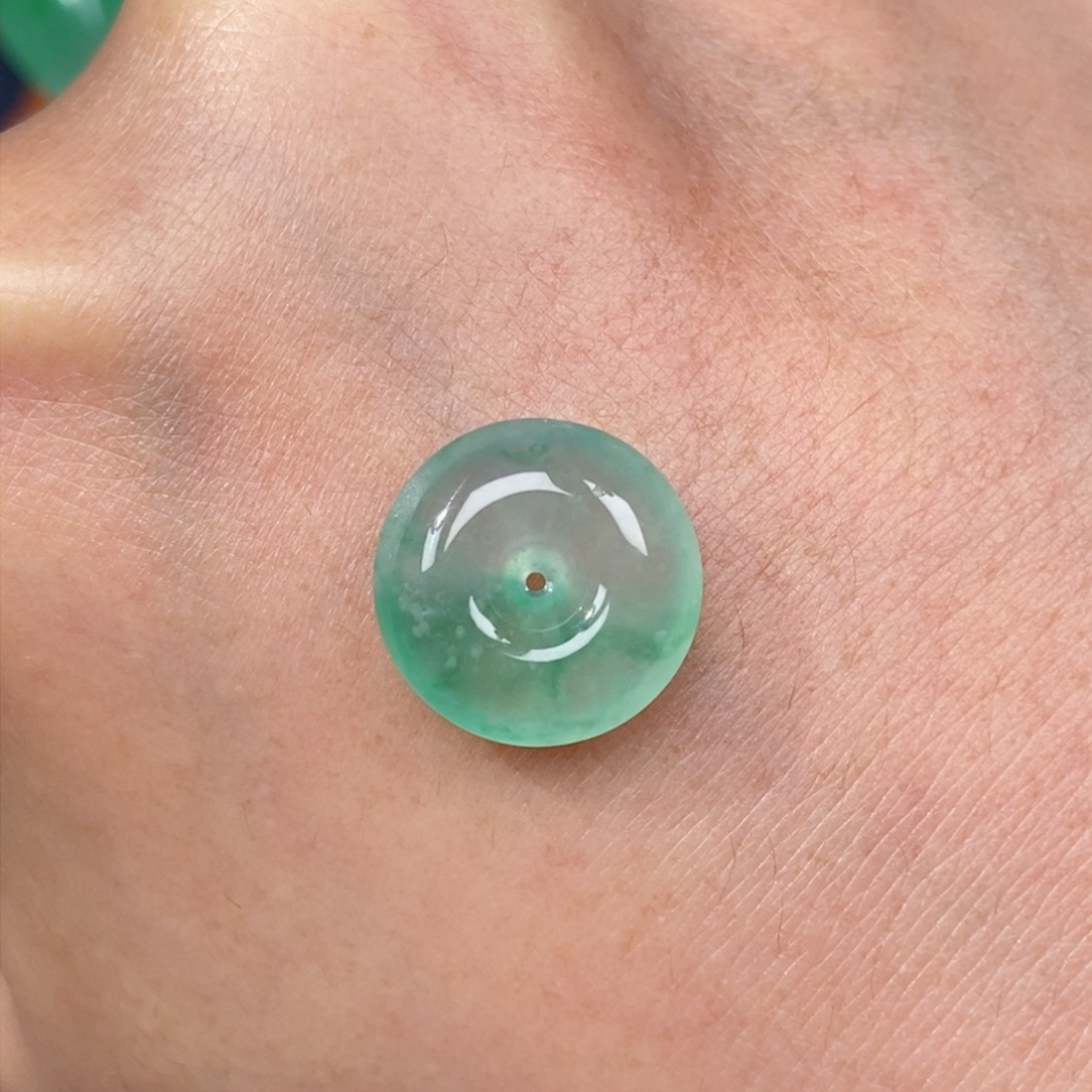 翡翠颈饰未镶嵌小肉扣