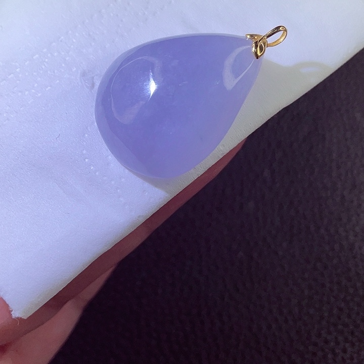 翡翠18K金镶嵌颈饰翡翠