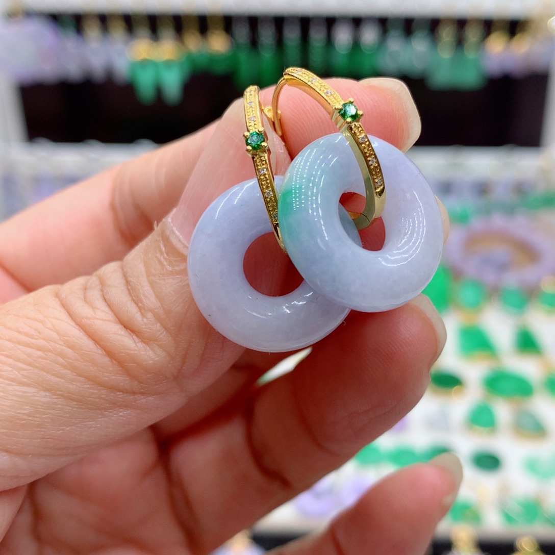 翡翠18K金镶嵌耳饰