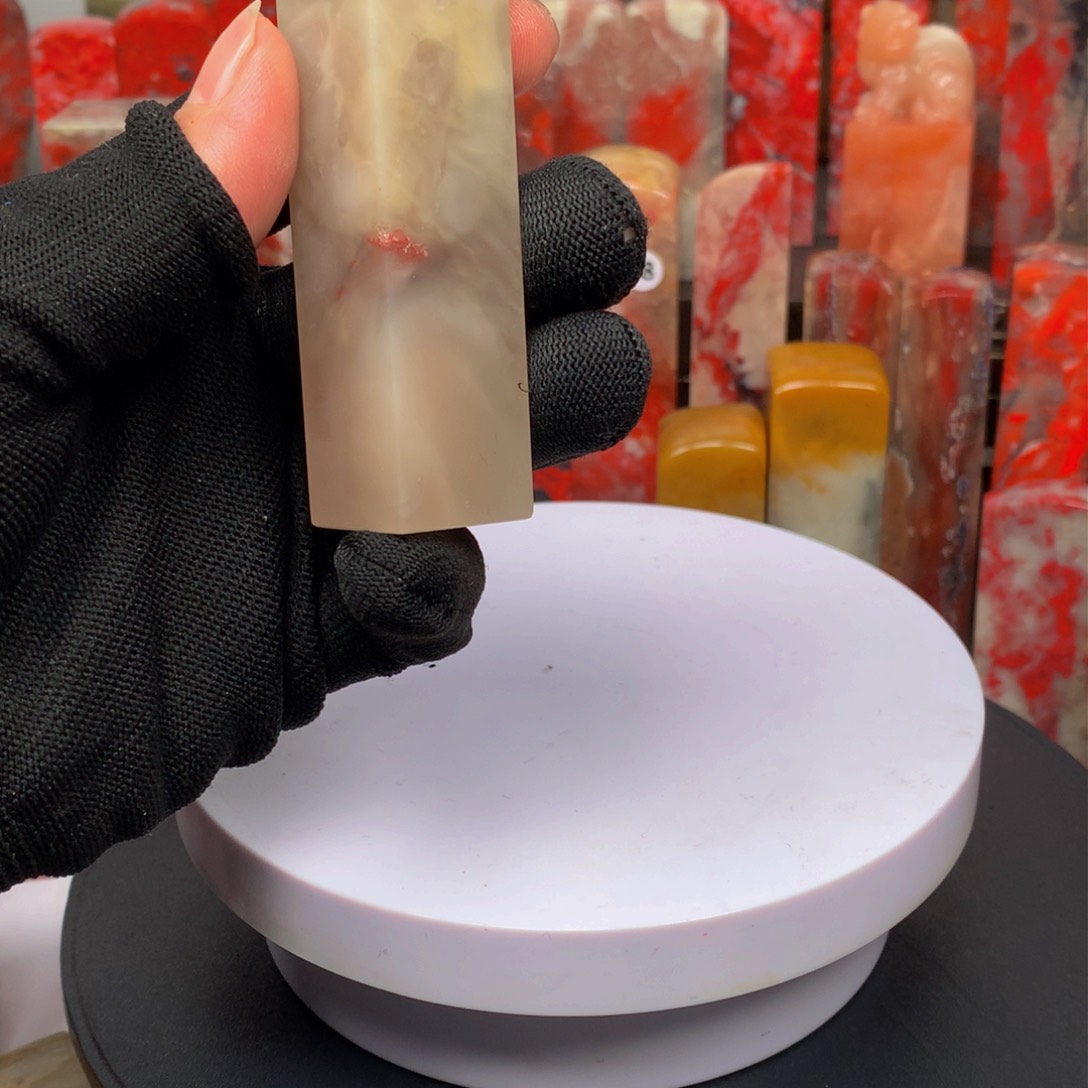 昌化石荔枝冻鸡血石印章