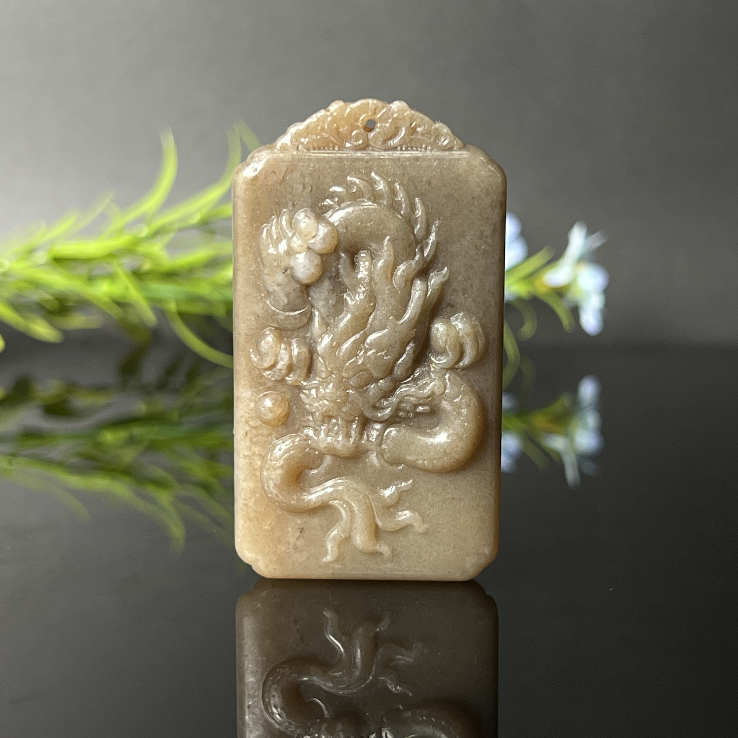 1225GC8811和田玉挂件