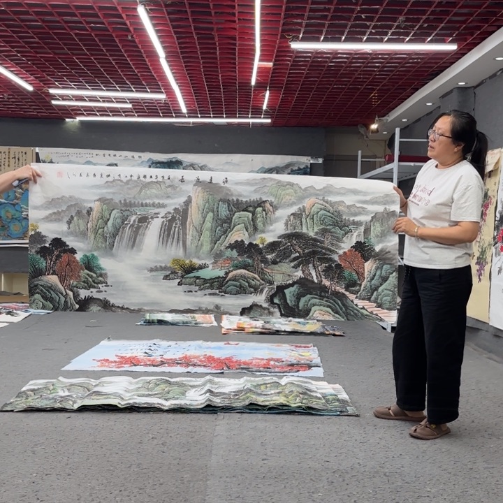 字画等多种形式的艺术作品